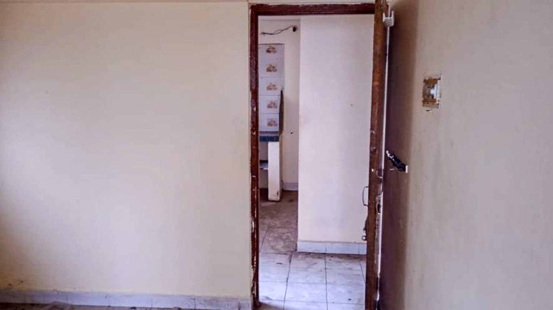 Property Photos 7