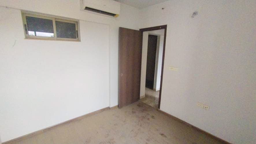 Property Photos 14