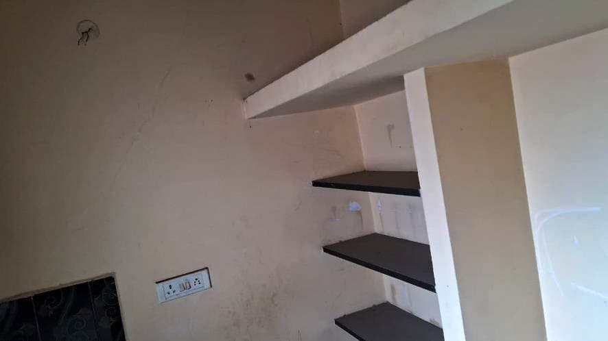 Property Photos 8
