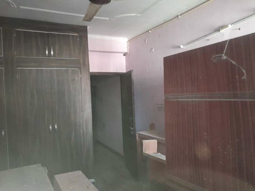 Property Photos 16