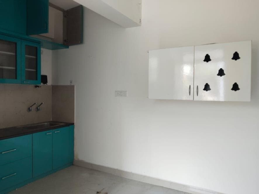 Property Photos 14
