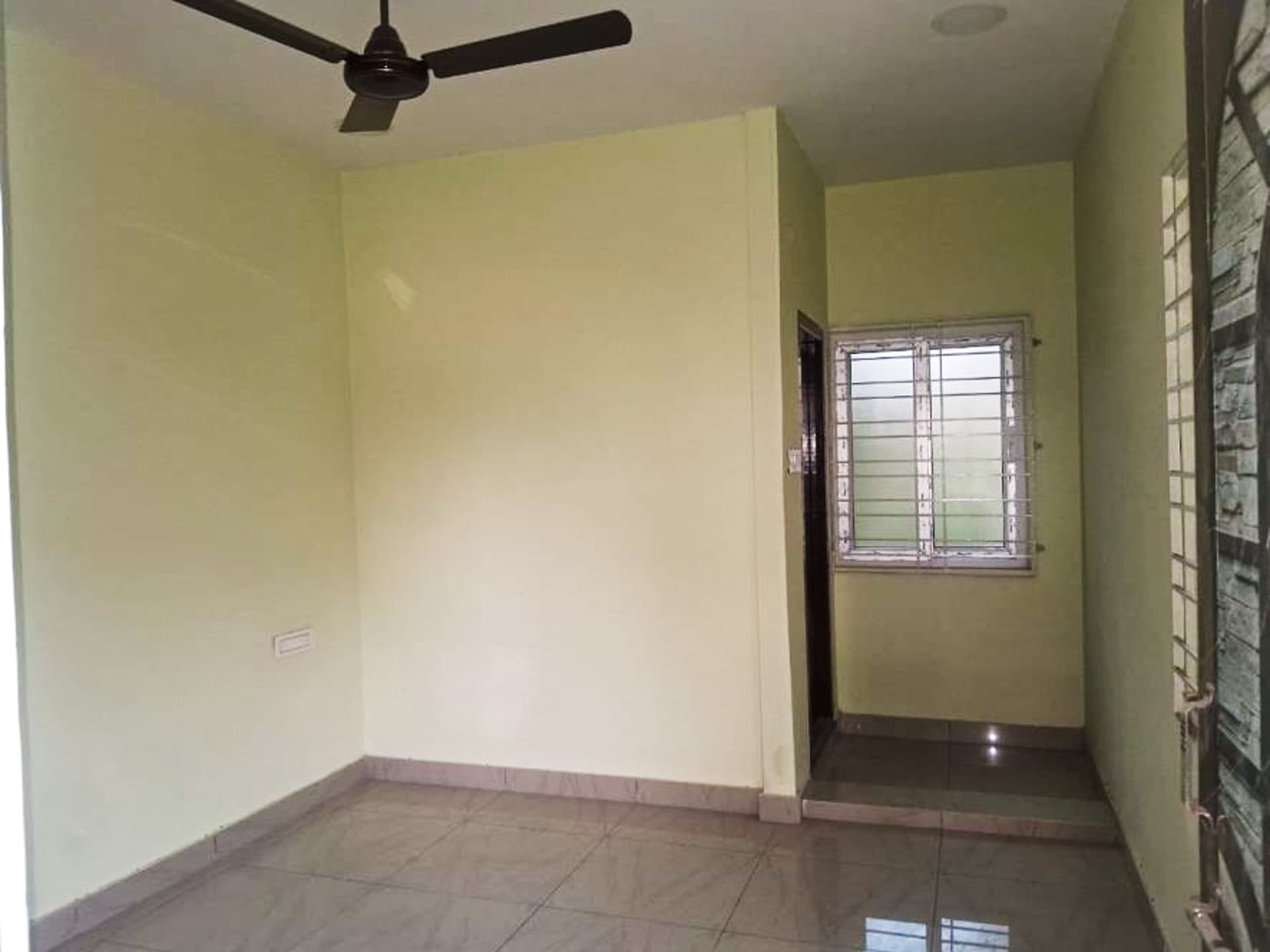 Property Photos 8