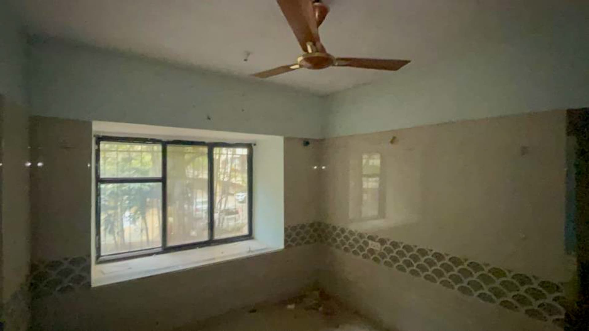 Property Photos 11