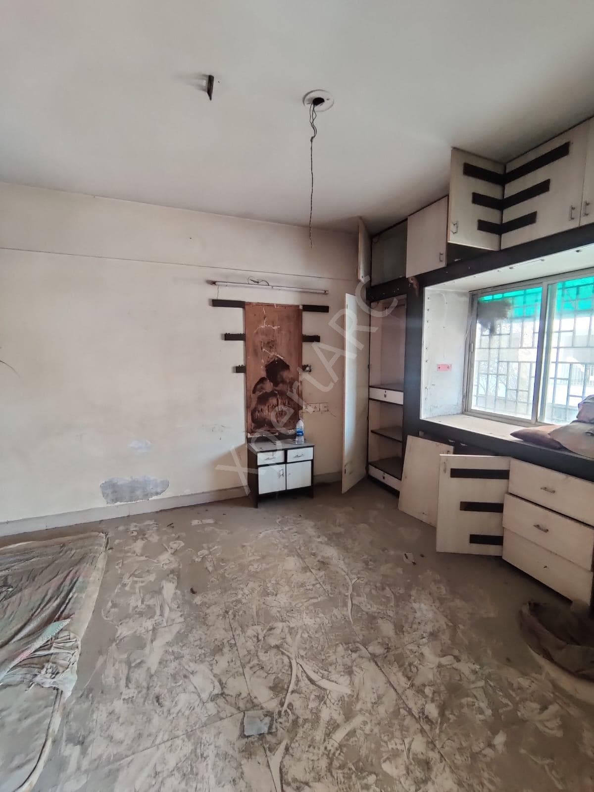 Property Photos 26