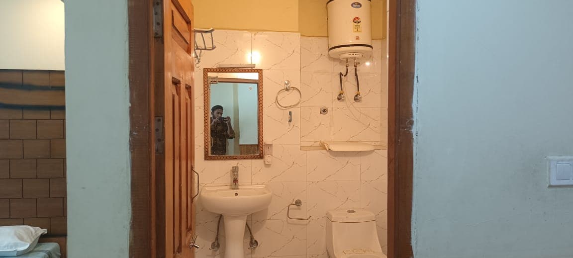 Property Photos 12