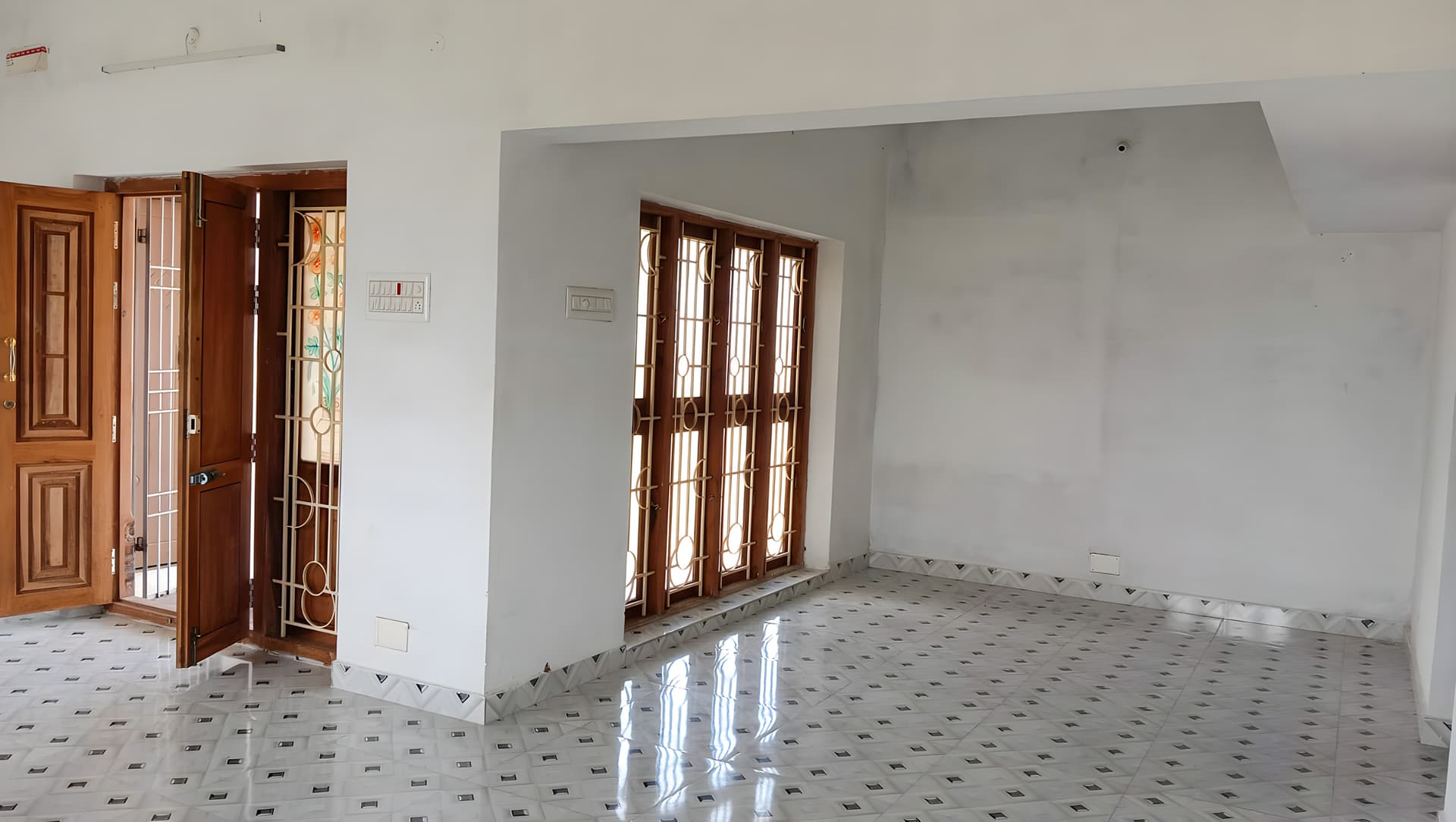 Property Photos 17
