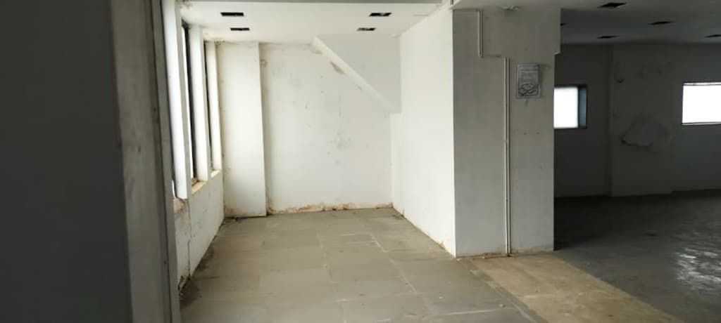 Property Photos 25
