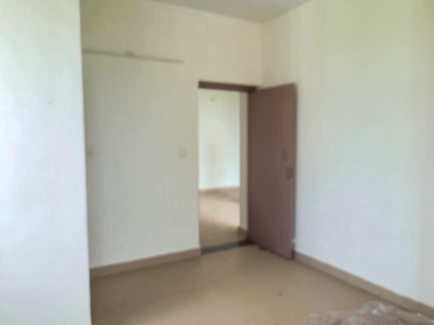 Property Photos 8