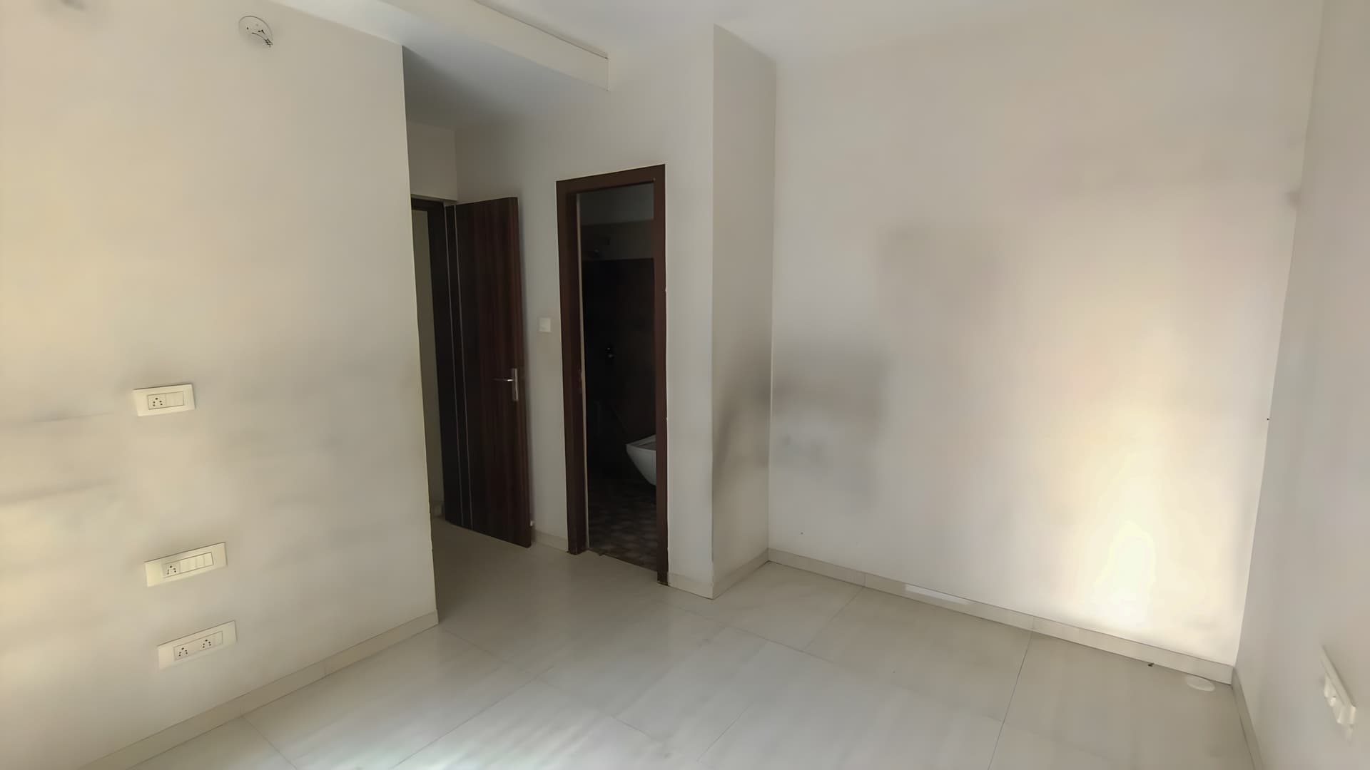 Property Photos 18
