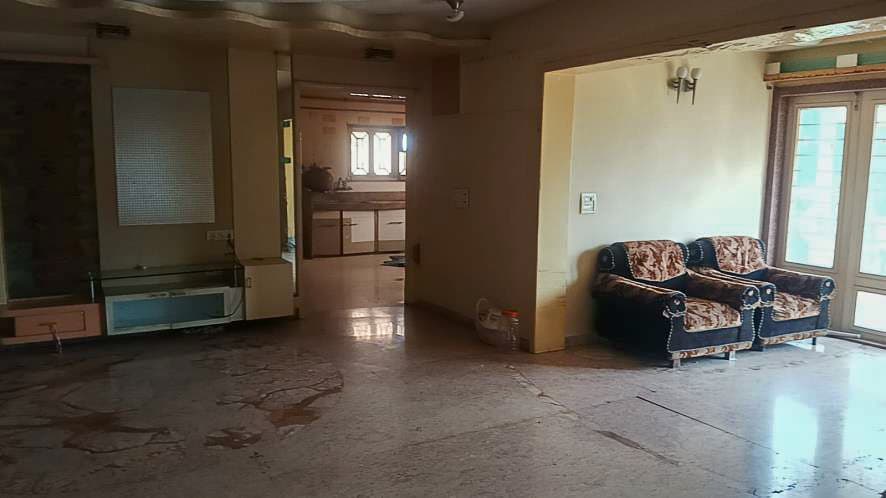 Property Photos 26