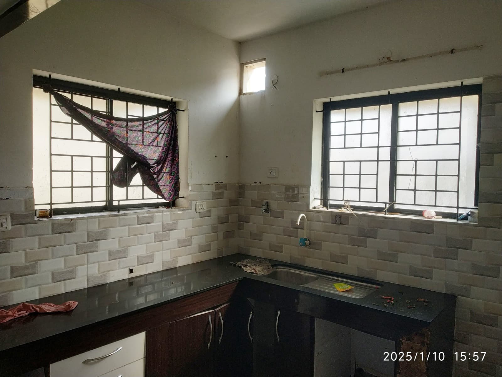 Property Photos 8