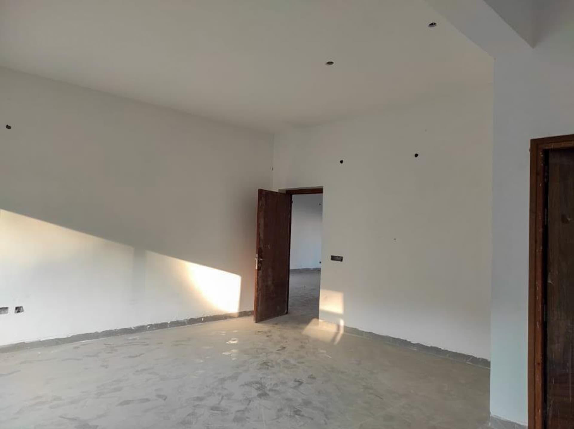 Property Photos 8