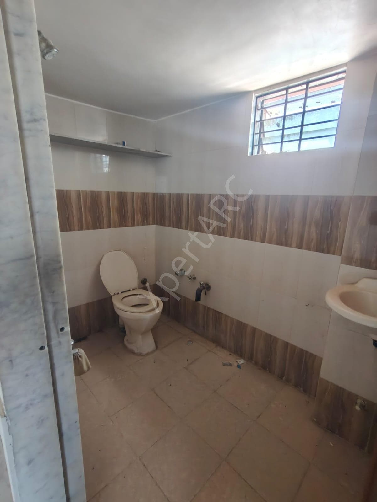 Property Photos 19