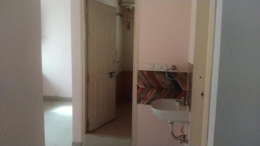 Property Photos 9