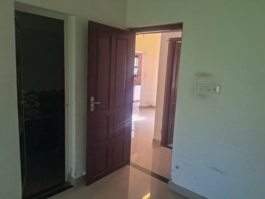 Property Photos 11