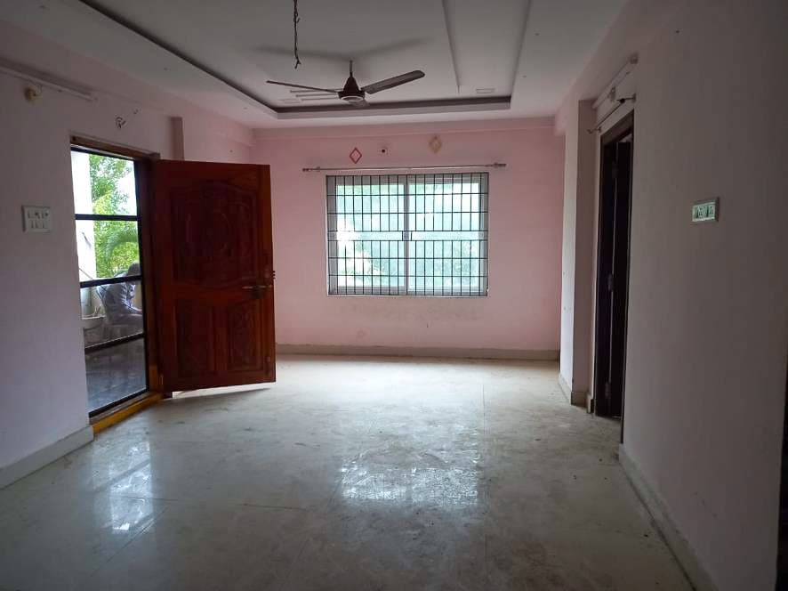 Property Photos 15