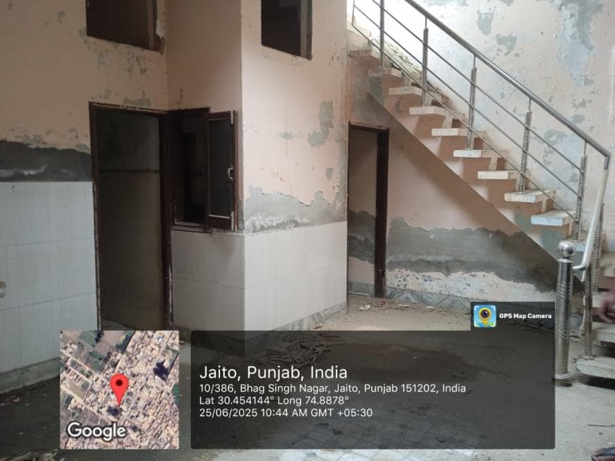 Property Photos 6