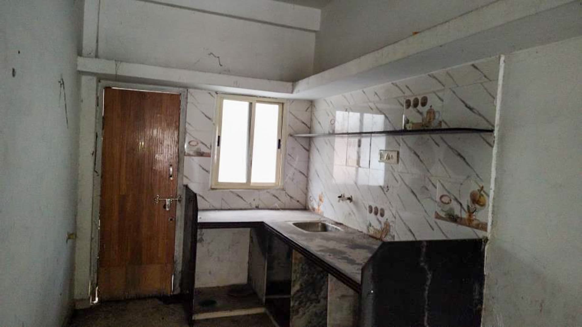 Property Photos 8