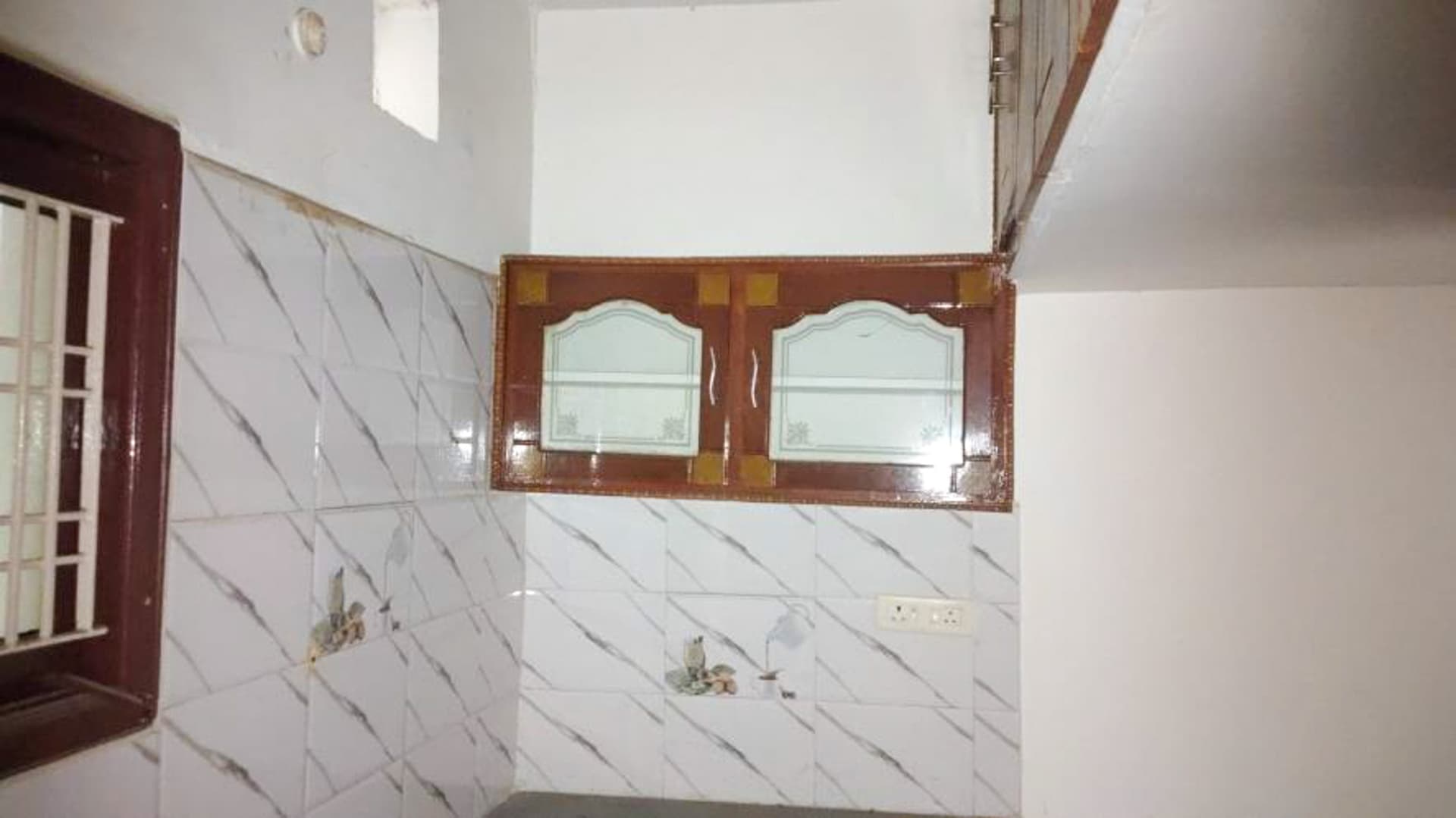 Property Photos 8