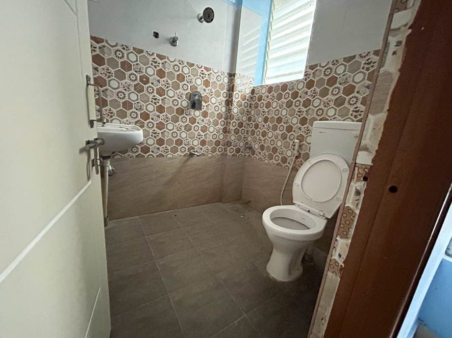 Property Photos 5