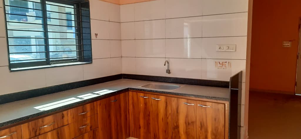 Property Photos 7
