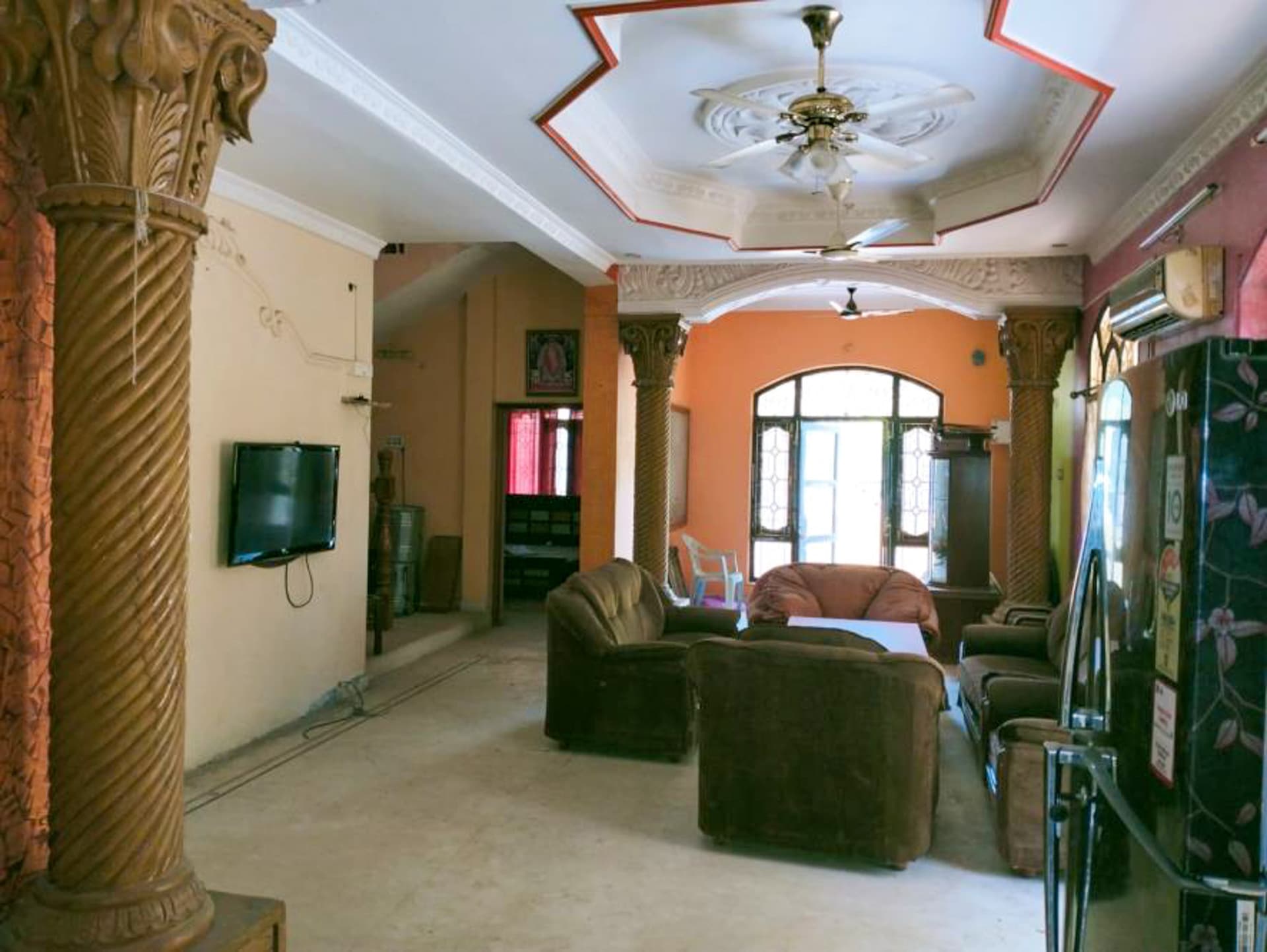 Property Photos 11