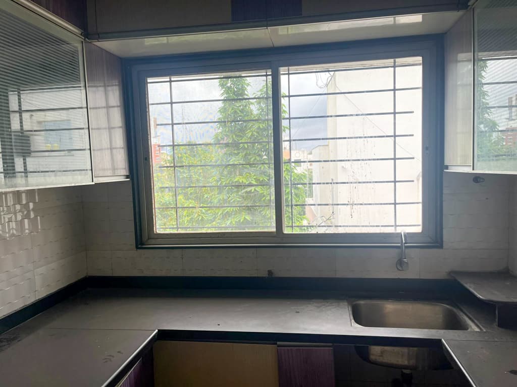 Property Photos 6
