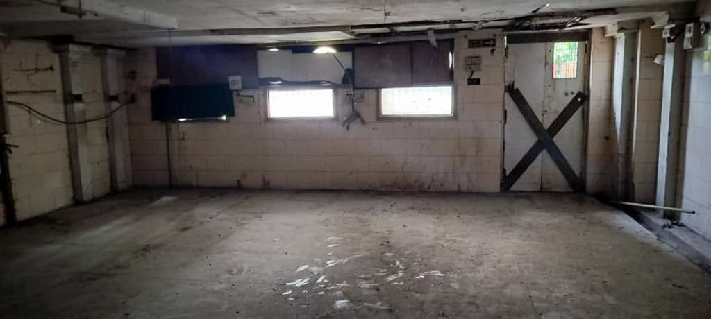 Property Photos 4