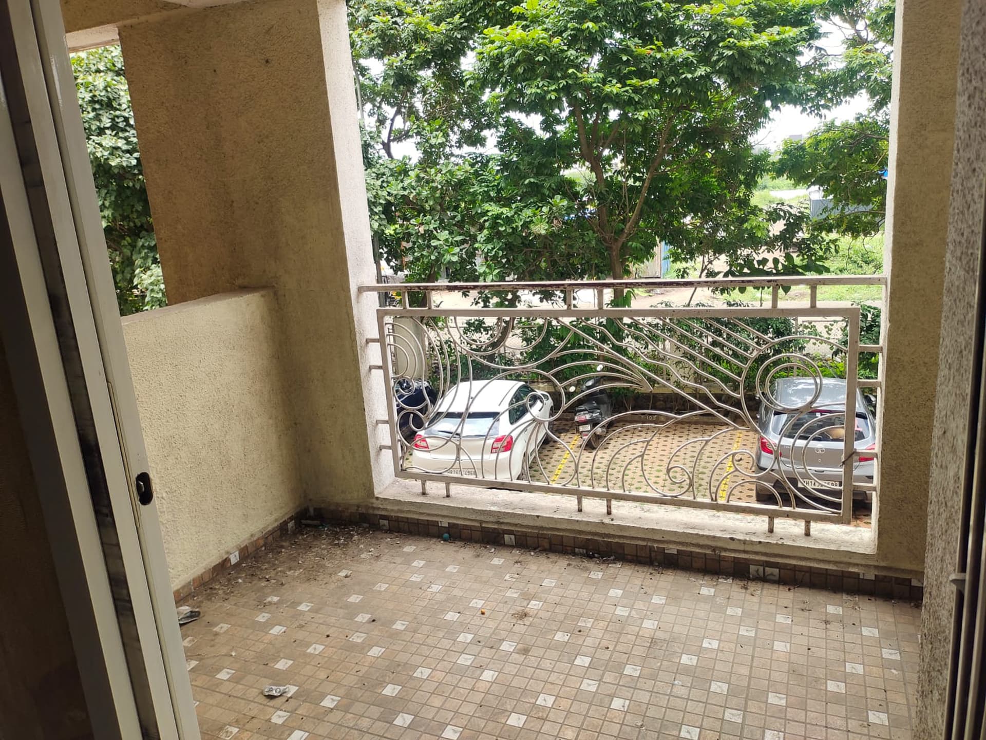 Property Photos 16