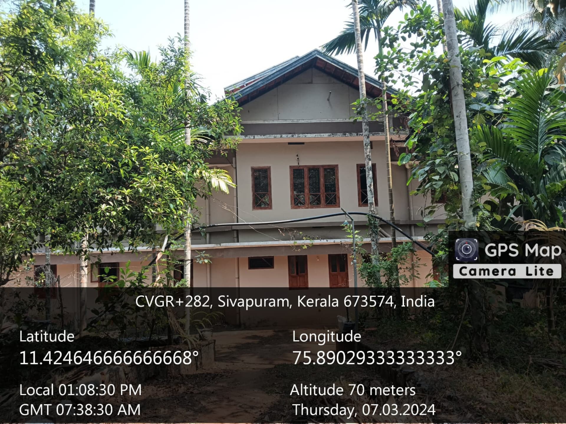 Property Photos 5
