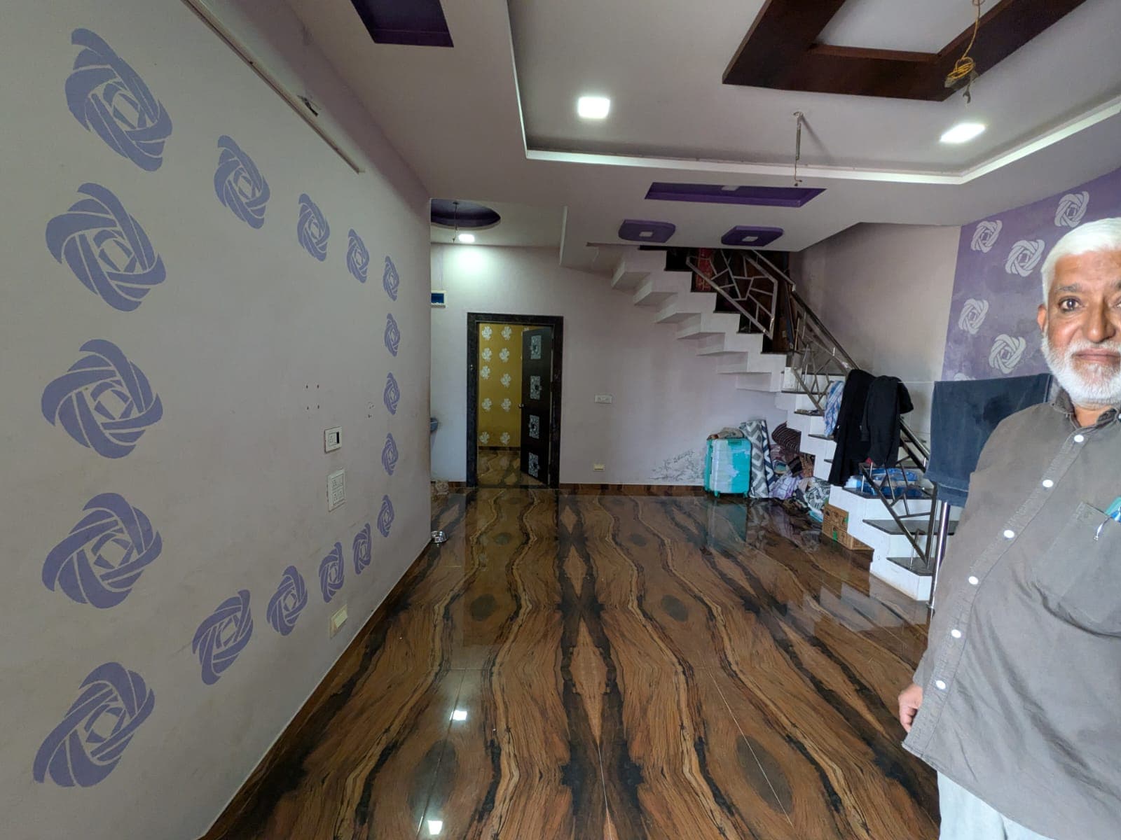 Property Photos 6