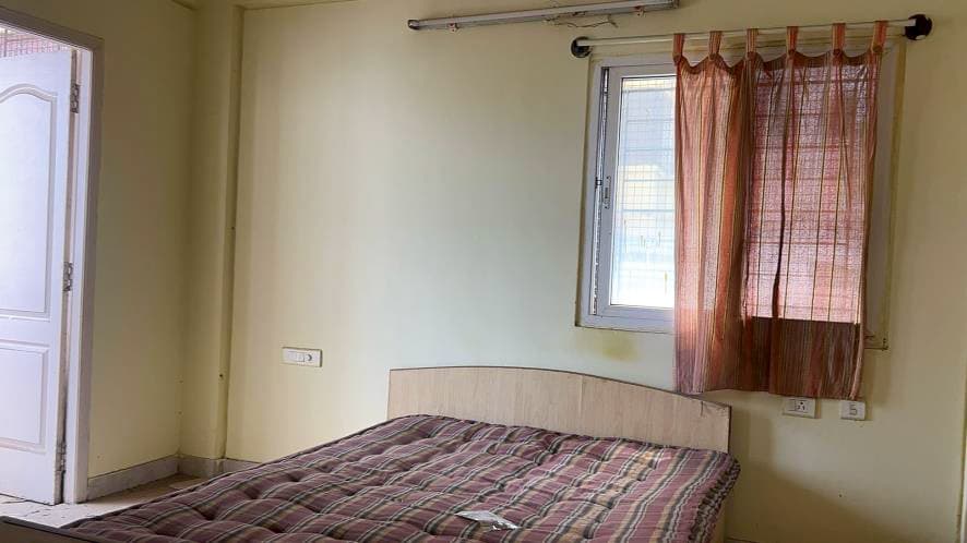 Property Photos 6