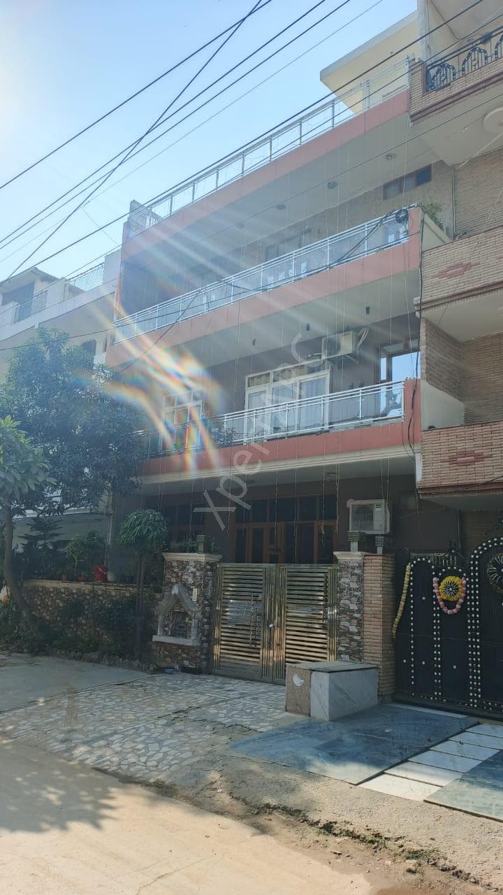 Property Photos 7