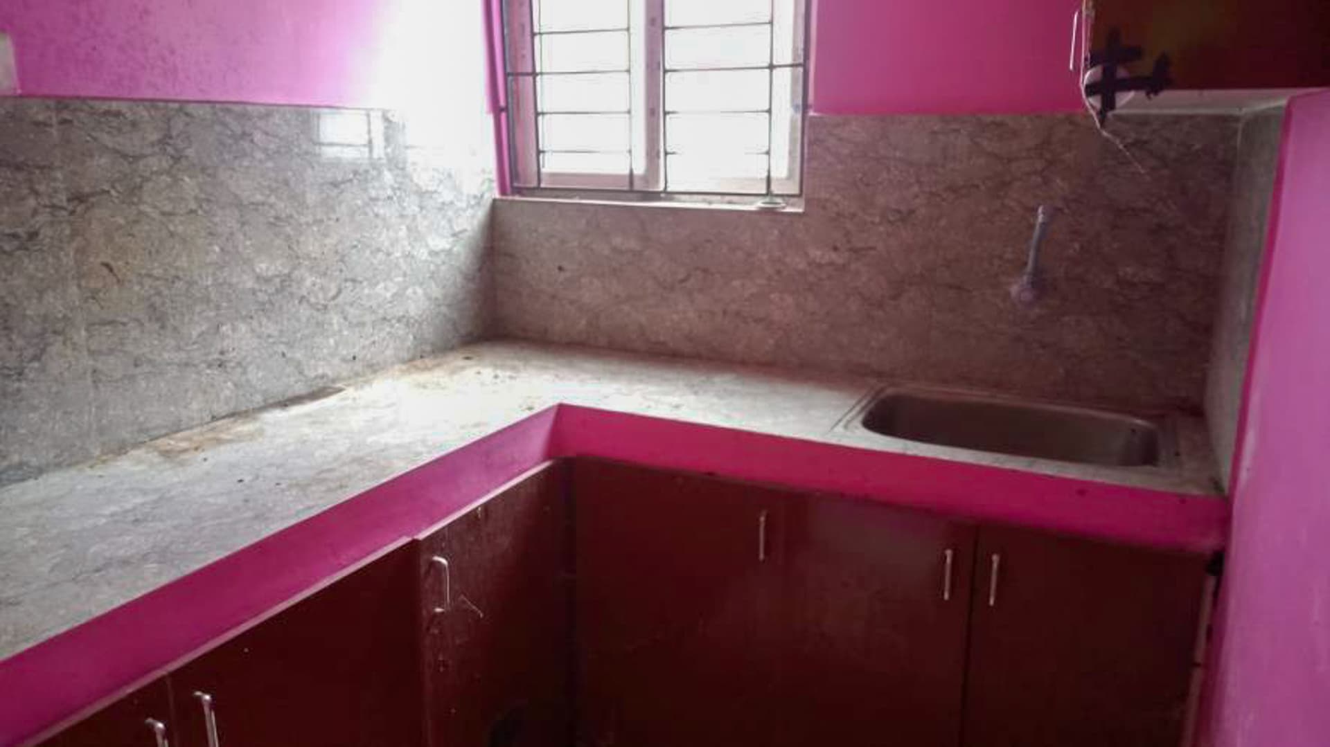 Property Photos 14