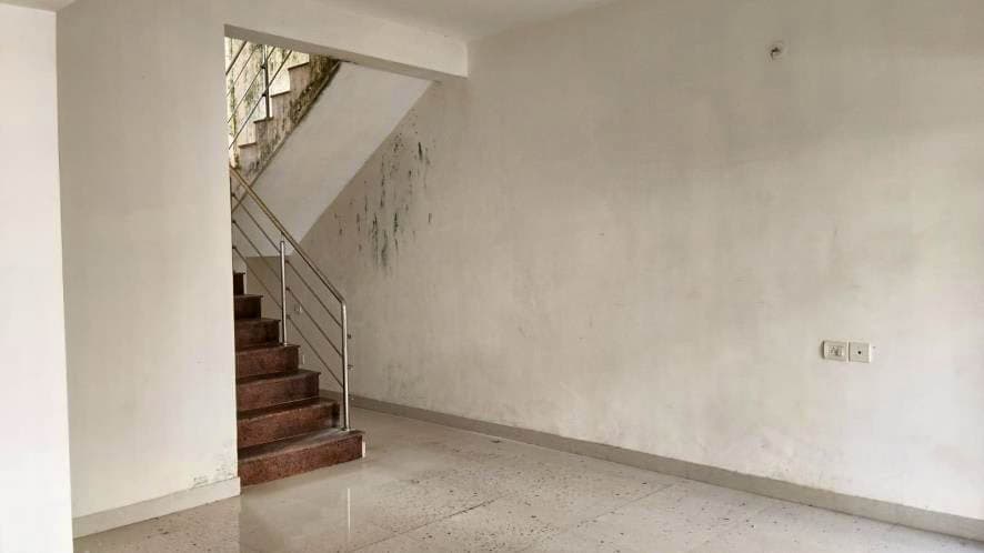 Property Photos 4