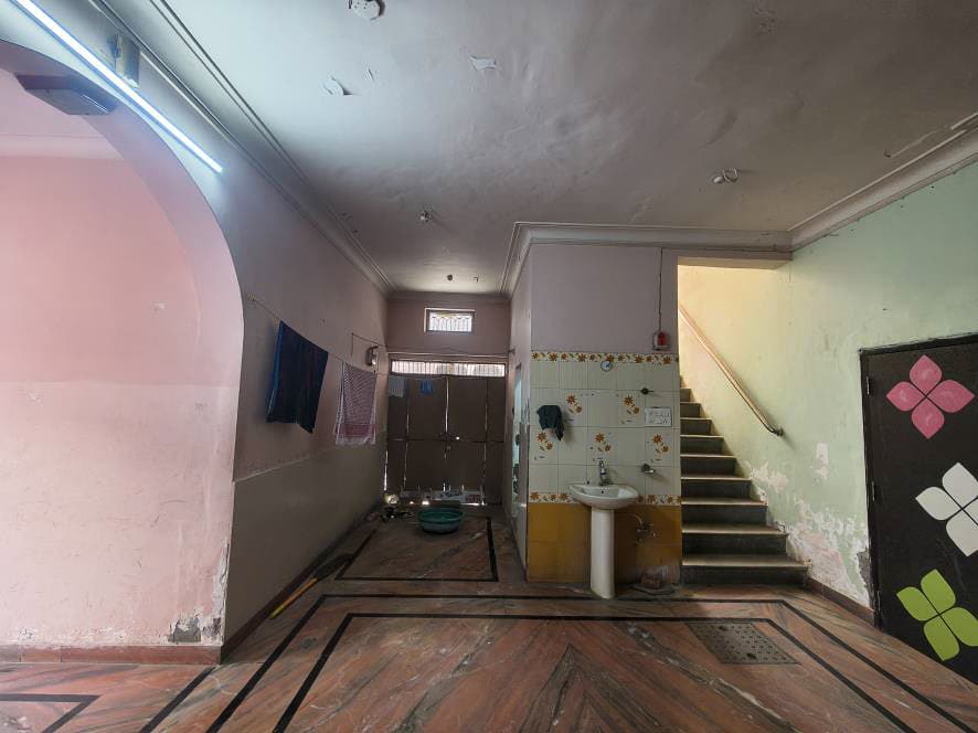 Property Photos 33