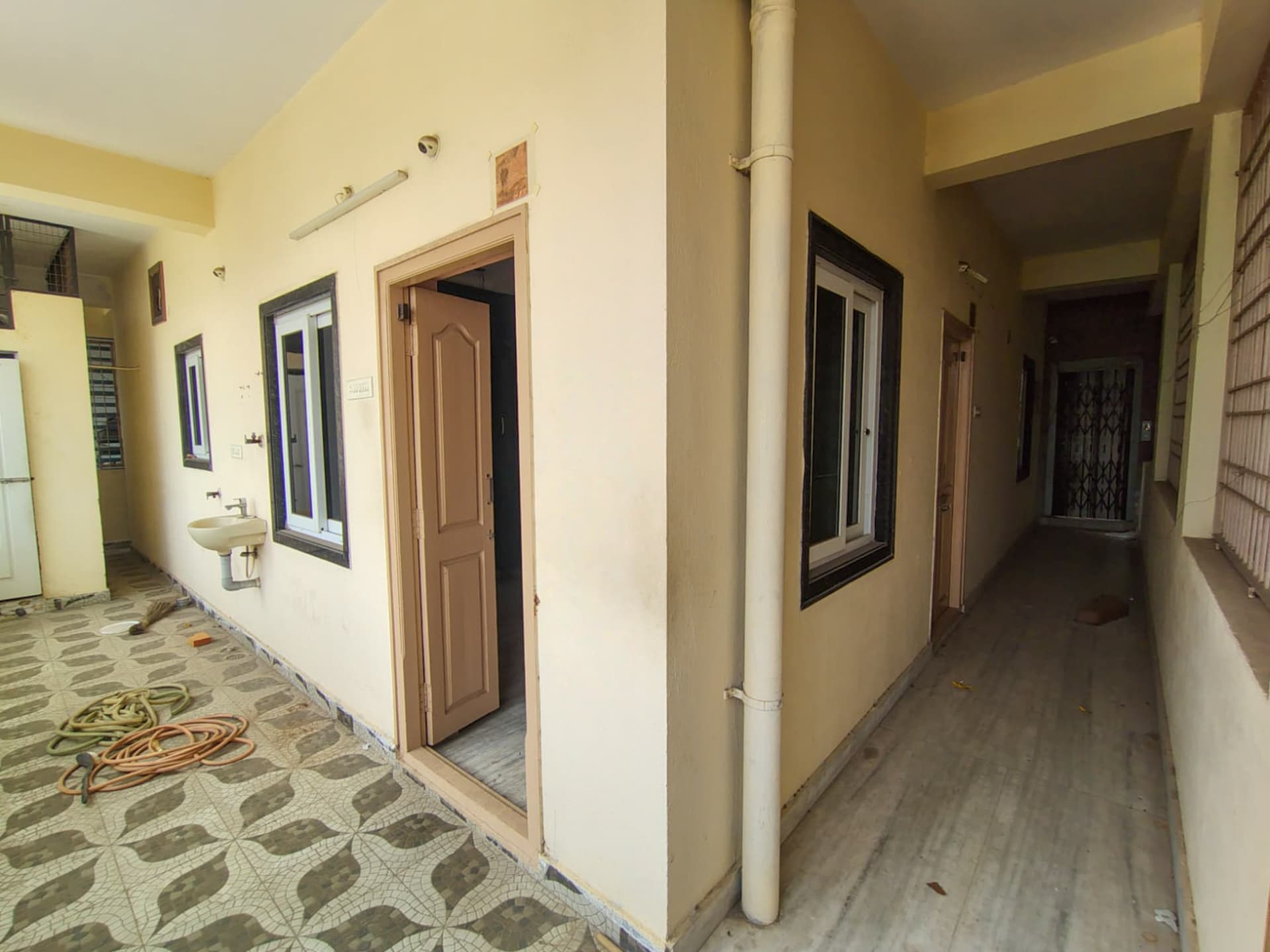 Property Photos 9