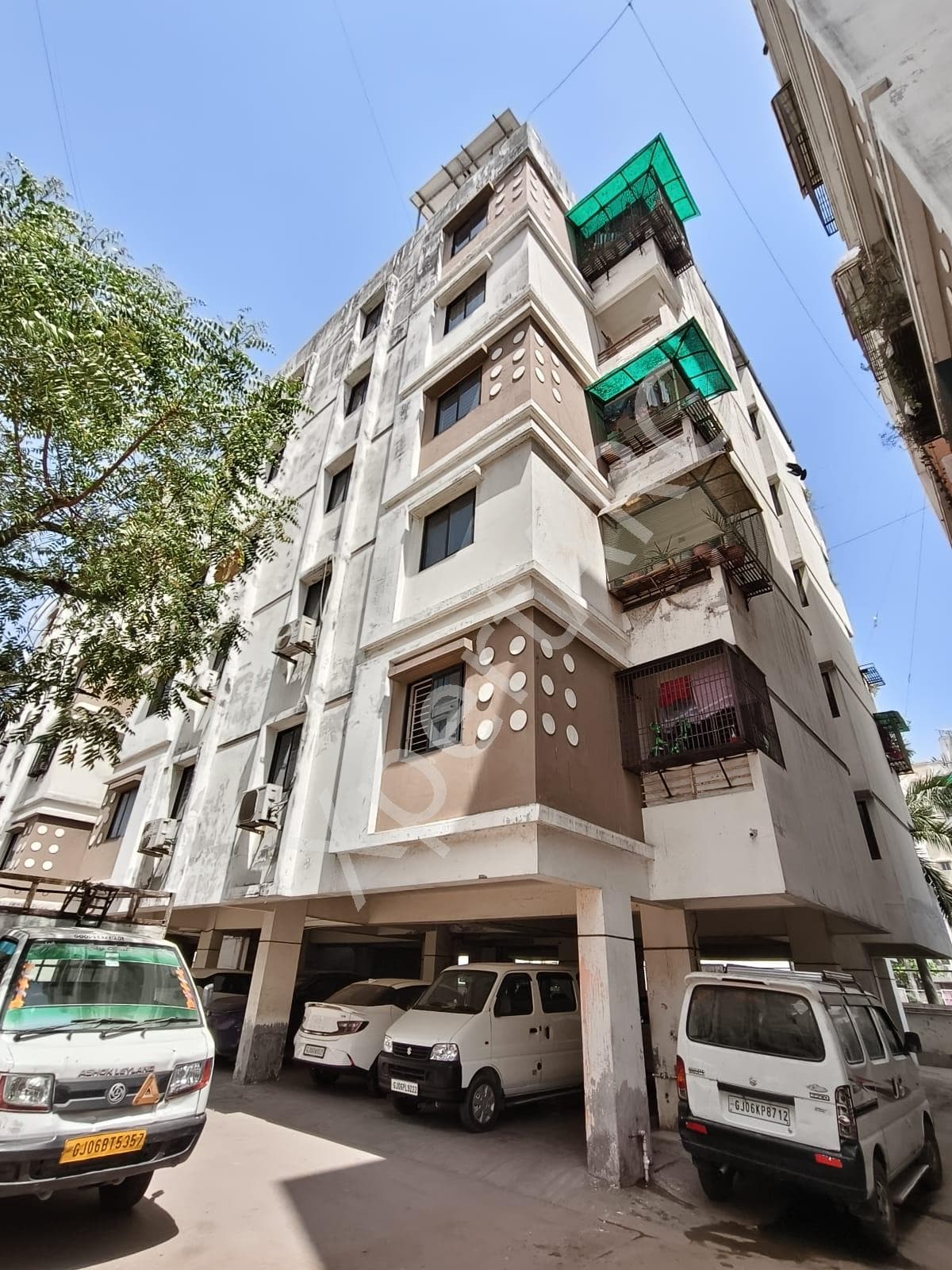 Property Photos 7