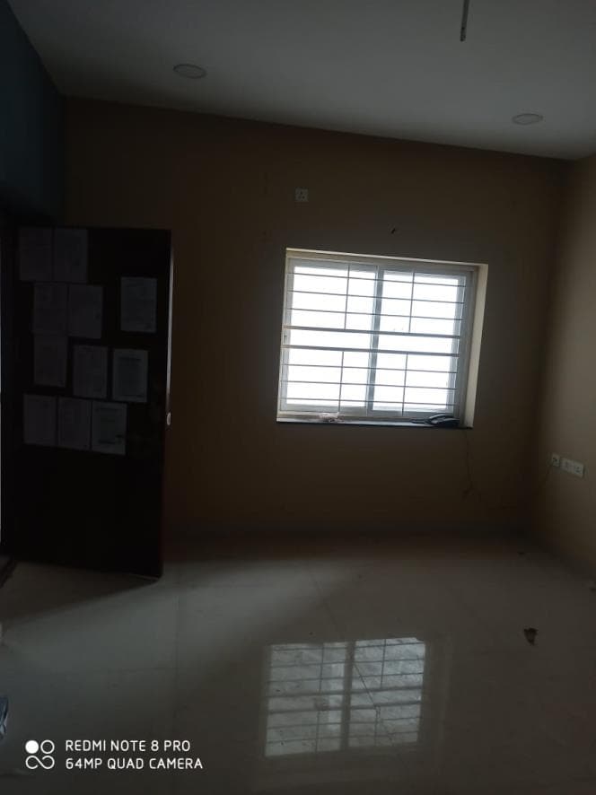 Property Photos 17