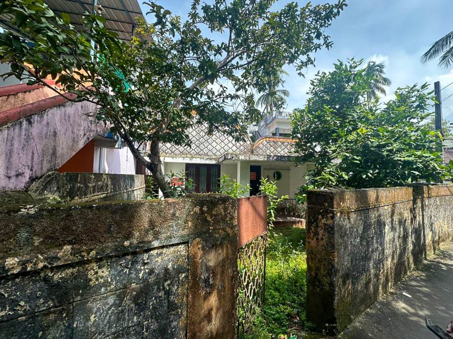 Property Photos 22