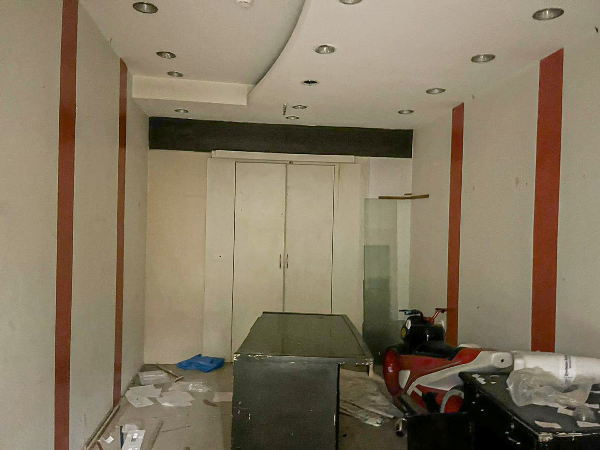 Property Photos 12