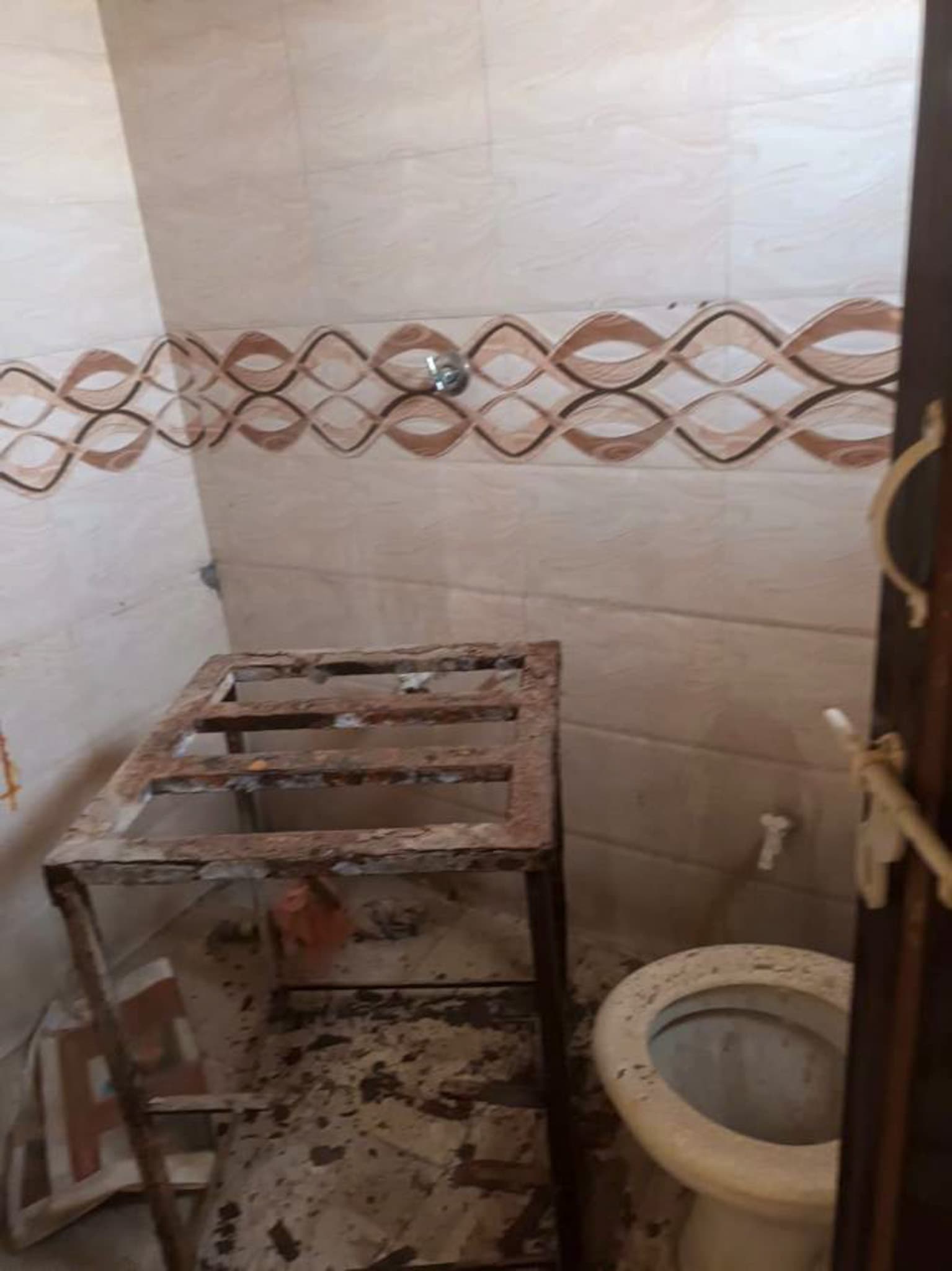 Property Photos 7