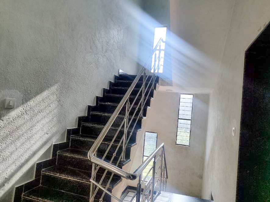 Property Photos 16