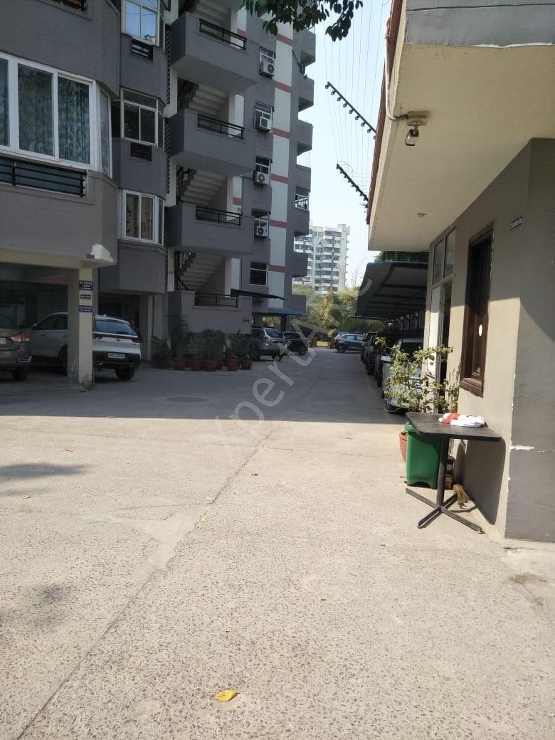 Property Photos 5
