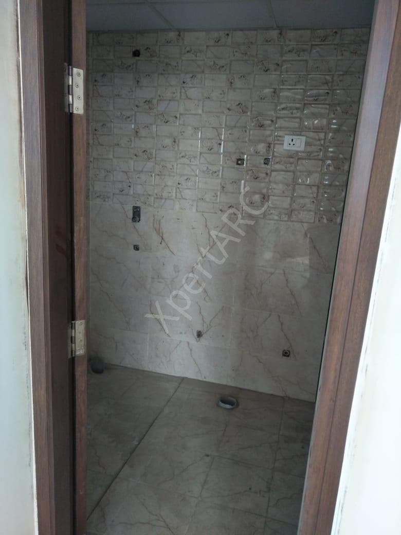 Property Photos 11