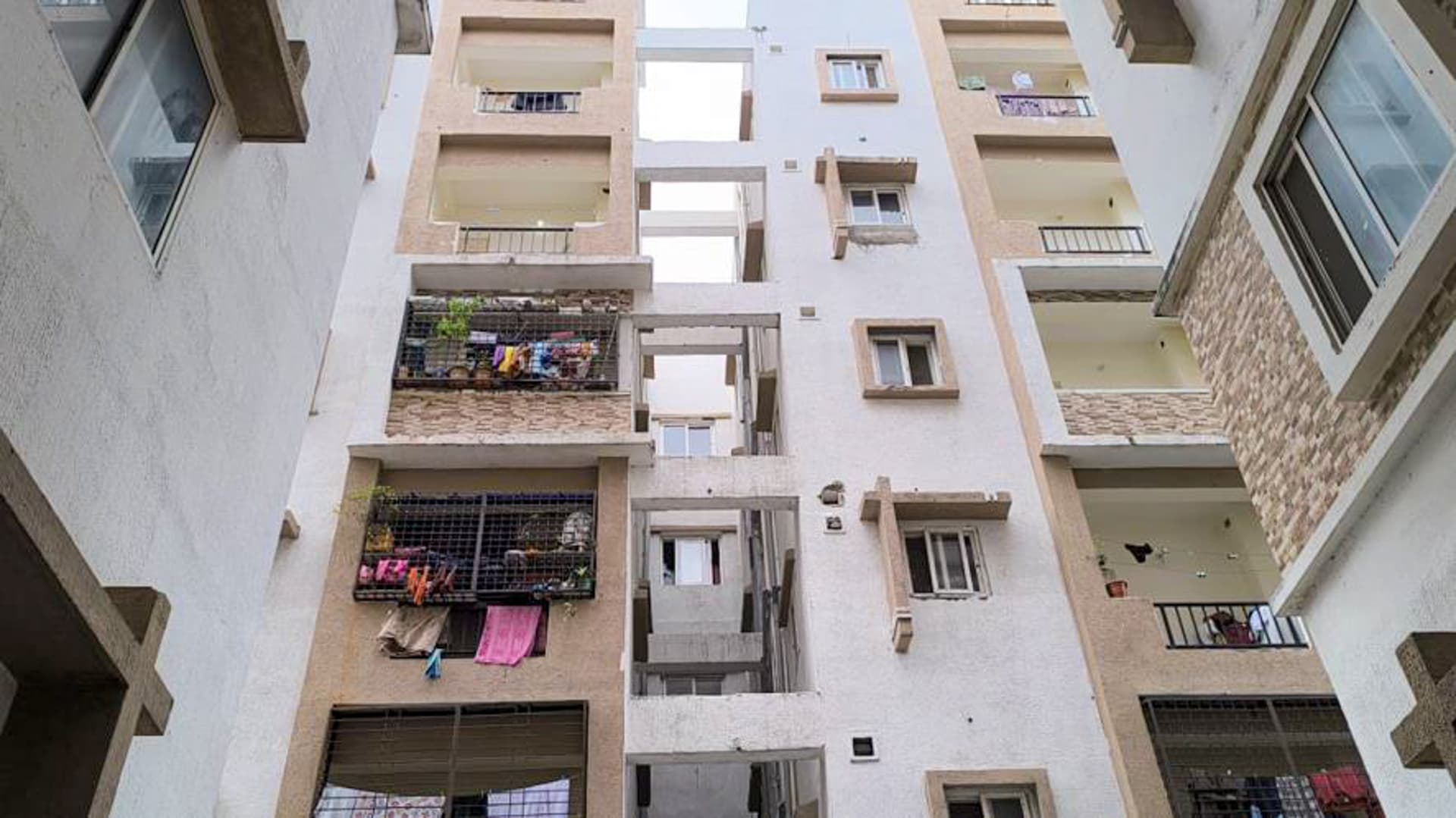 Property Photos 24