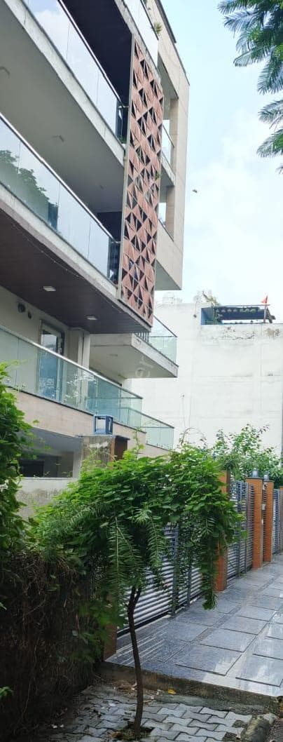 Property Photos 9