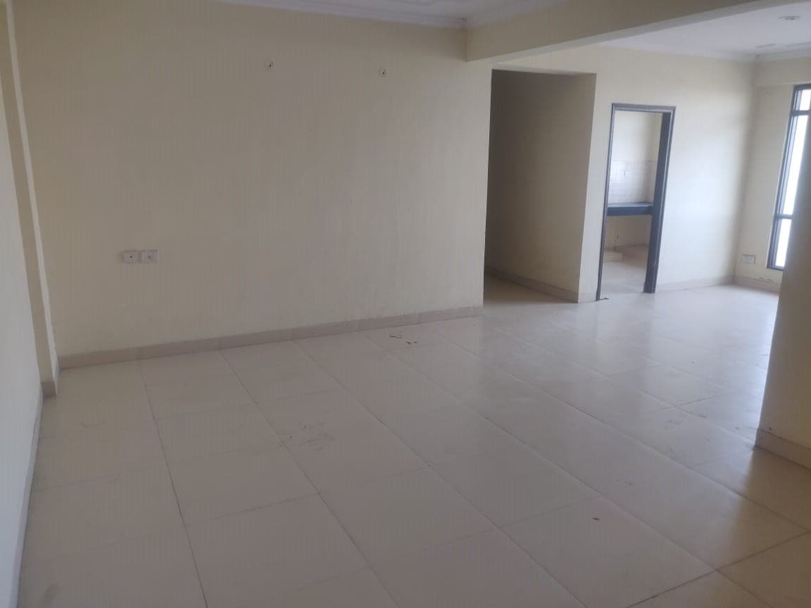 Property Photos 7