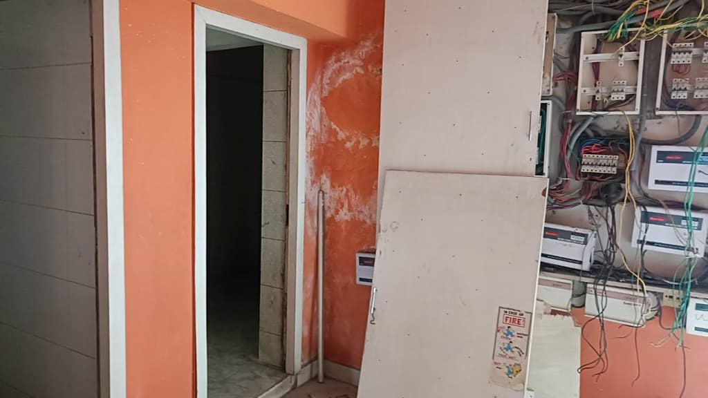 Property Photos 8