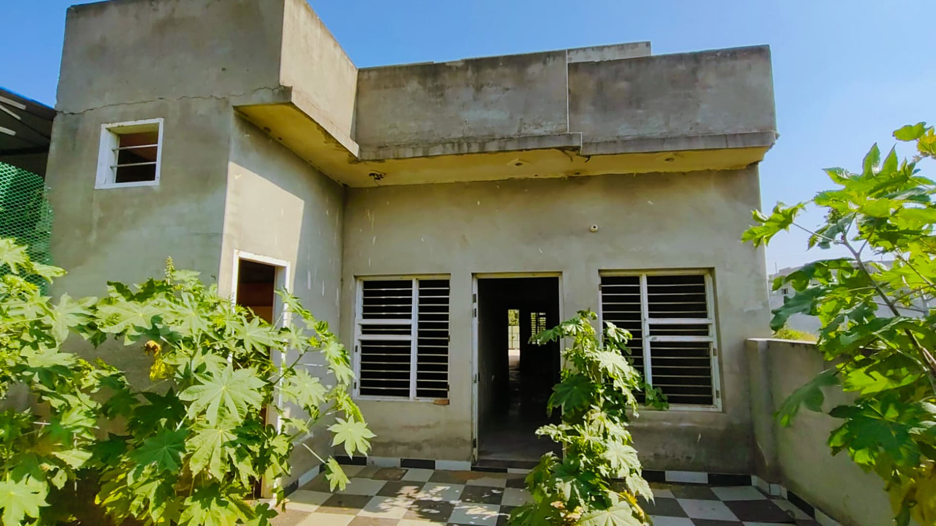 Property Photos 12